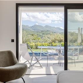 5 bedroom luxury seaside villa with indoor & outdoor pool, near Acharavi, sleeps 10